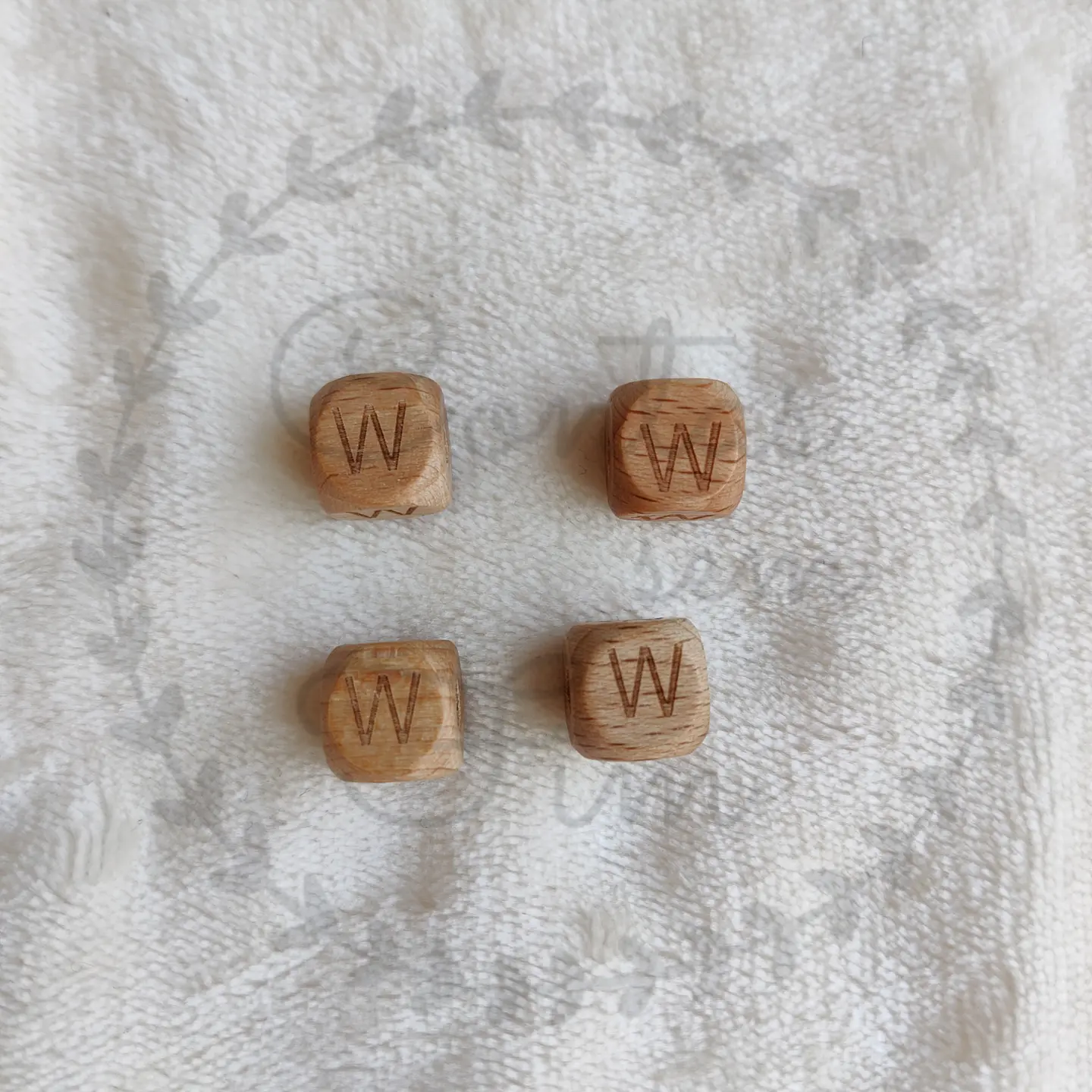 Letras de madeira 12mm  27