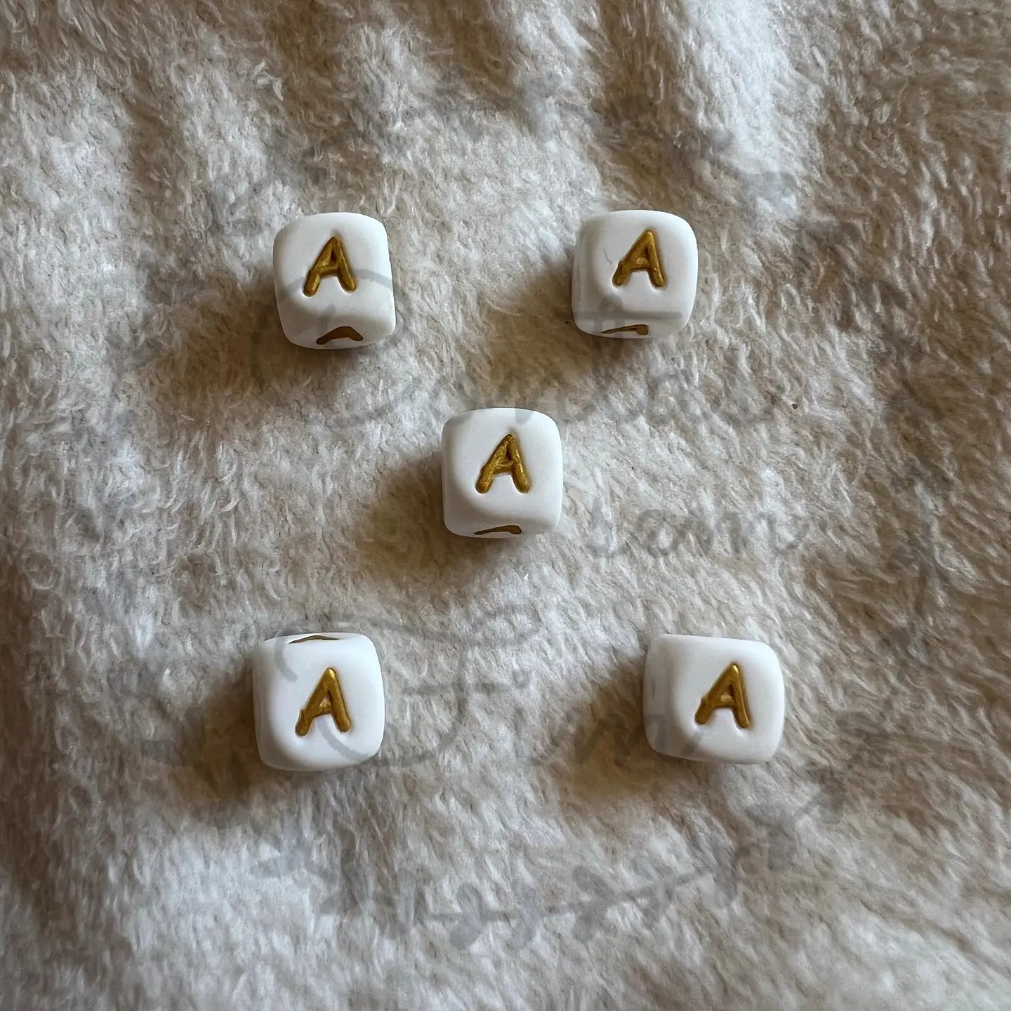 Letras de Silicone Douradas 12mm 1