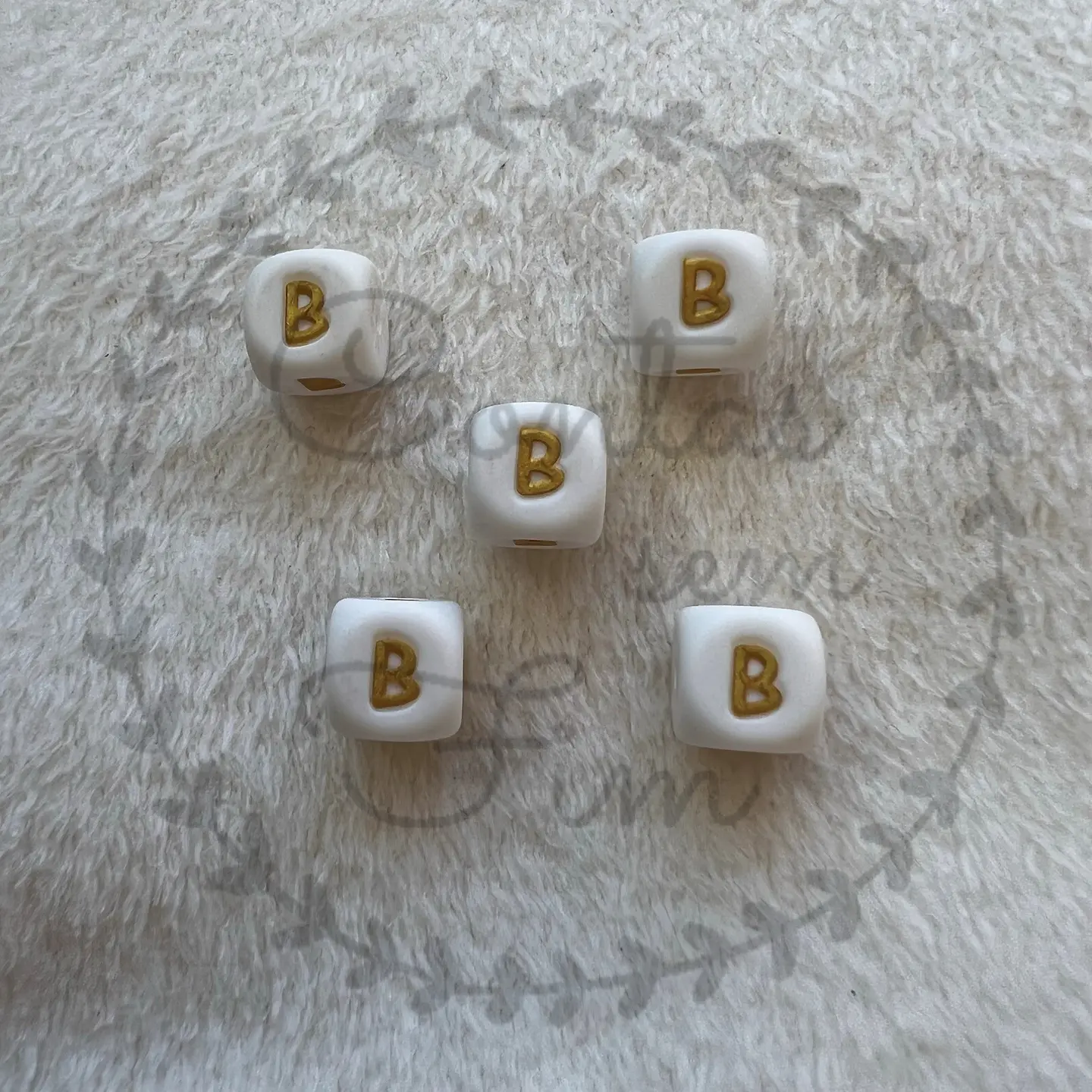 Letras de Silicone Douradas 12mm 2