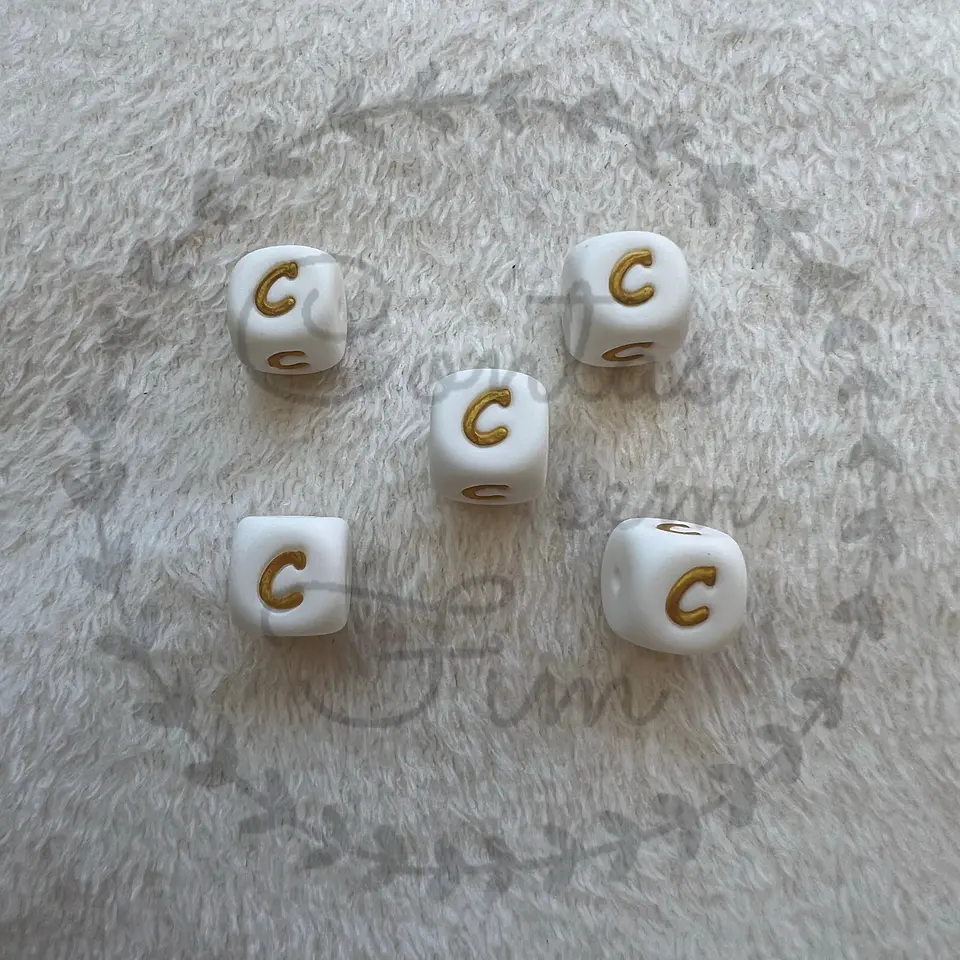 Letras de Silicone Douradas 12mm 3