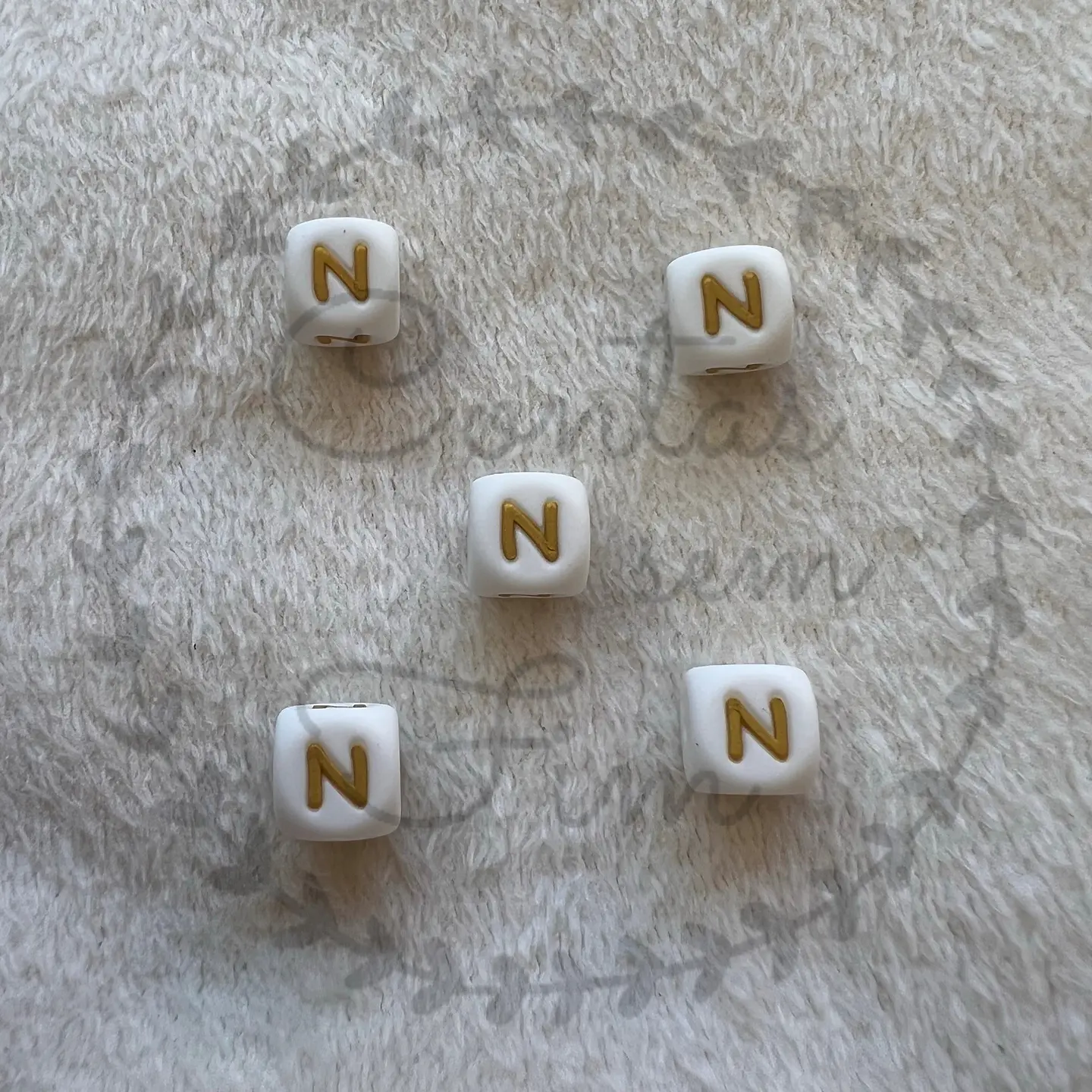 Letras de Silicone Douradas 12mm 15