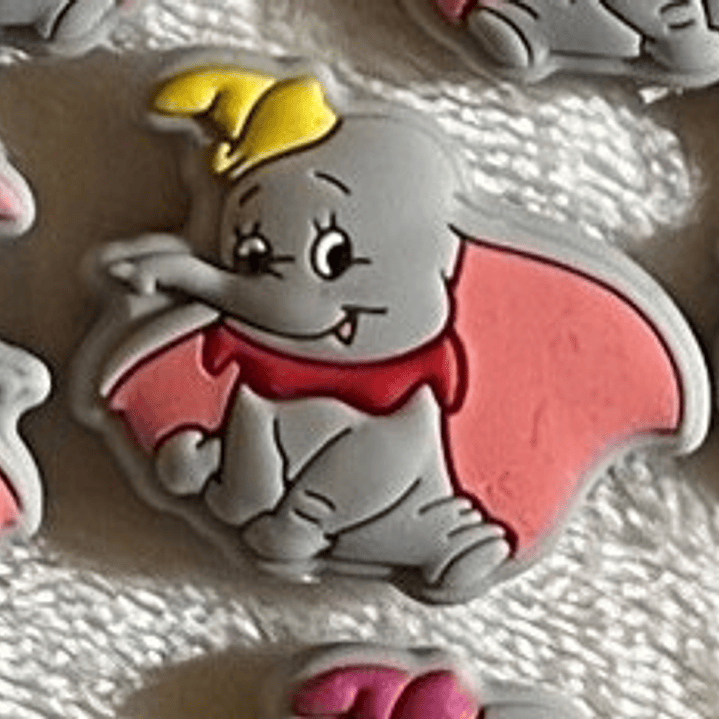 Boneco Dumbo 1