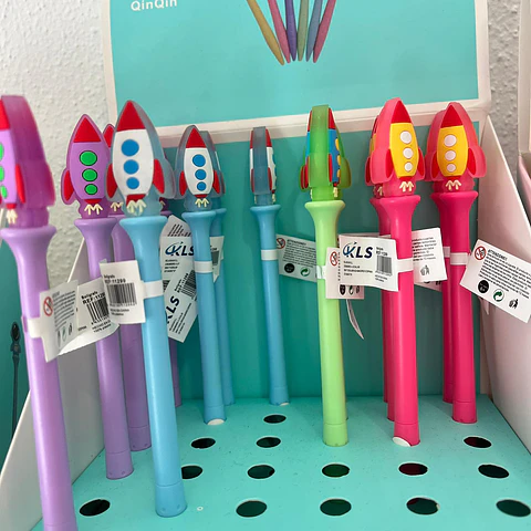 Caneta Foguete Decorativa - Várias Cores