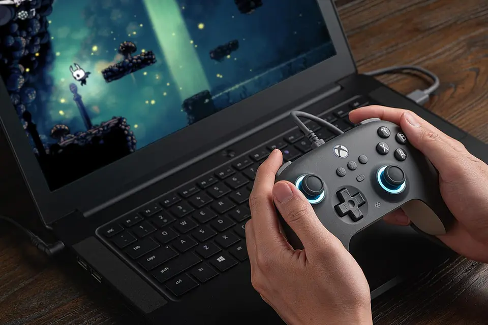 8Bitdo Ultimate C Xbox Black 4