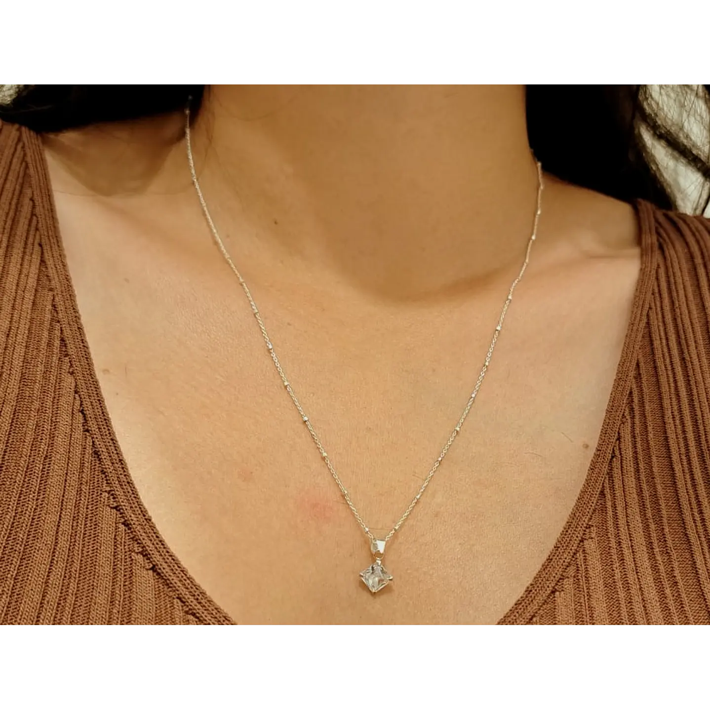 Collar Punto de Luz Clásico 2