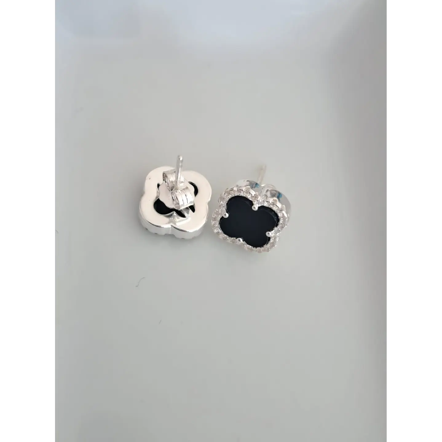 Aros Trébol Negro con Circones 2