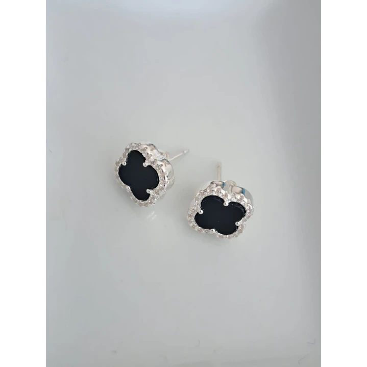 Aros Trébol Negro con Circones 1