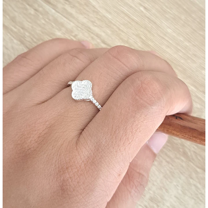 Anillo Trébol de la Suerte con Circones 2