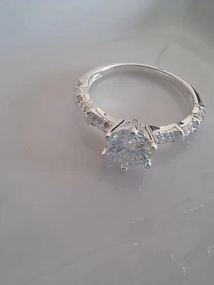 Anillo Solitario Moissanita Talla 15