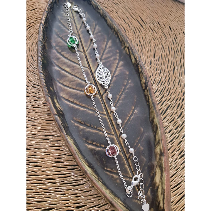 Pulseras de Plata Laminada con Diseños Artesanales: Hoja con Perlas o Esfera 1