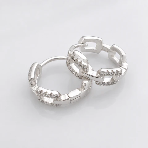 Argollas huggies eslabones con circones en plata 925