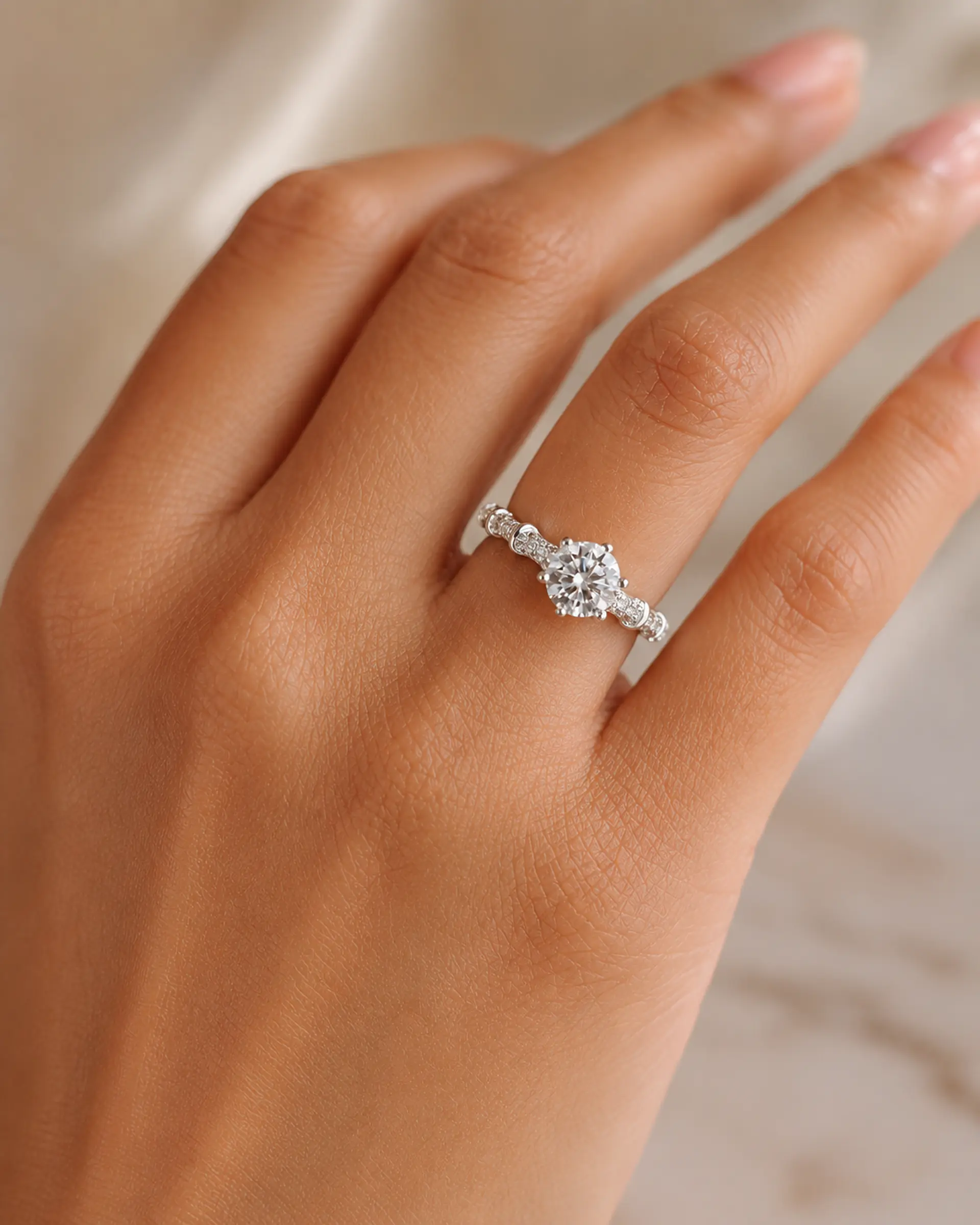 Anillo solitario de moissanita en plata 925 - talla 15 2