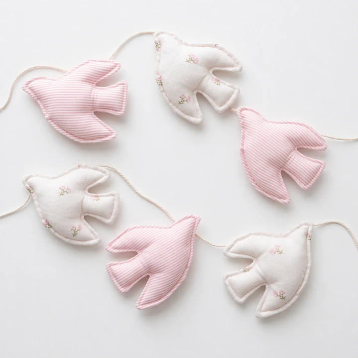 Guirnalda Libertad Peonias Beige - Loen 1