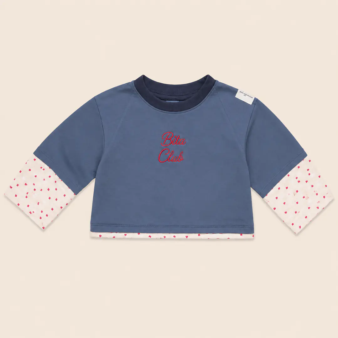 Polera Bita Club Corazones - BITA 1