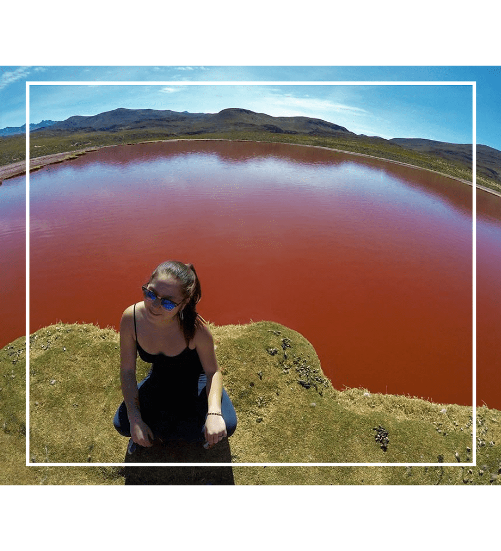 Tour Laguna Roja y quebrada de Camiña 2 días y 1 noche