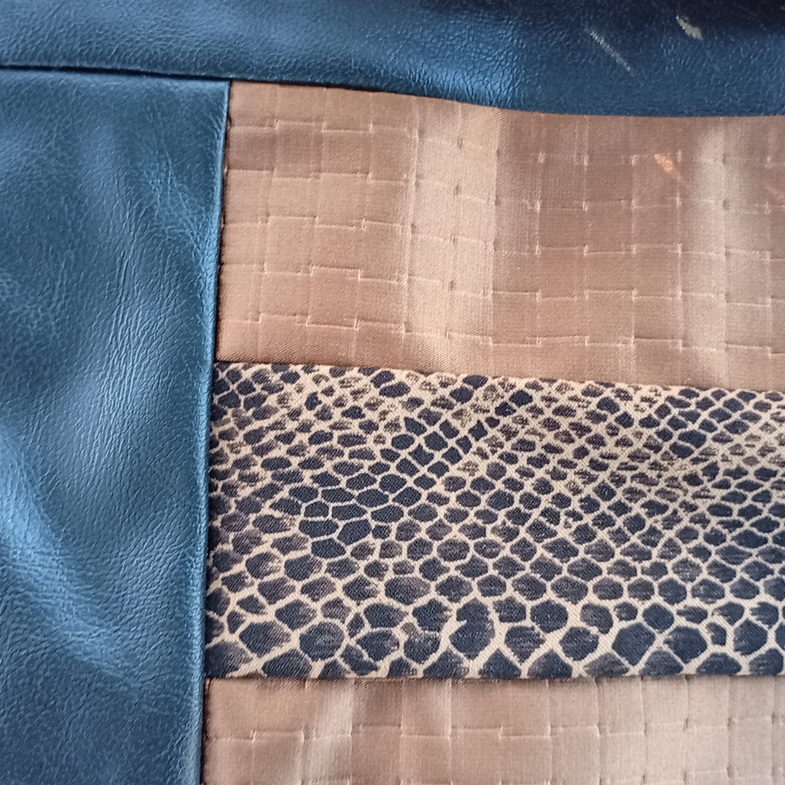 Cartera Mini Strap Eco Cuero 3