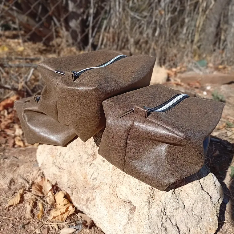 Neceser Brown Eco Cuero 5