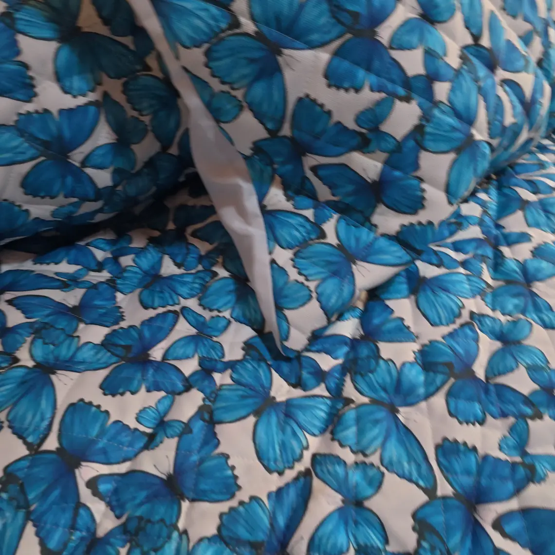 Plumón Mariposas Lana de Oveja Premium 1.5 Plazas  2