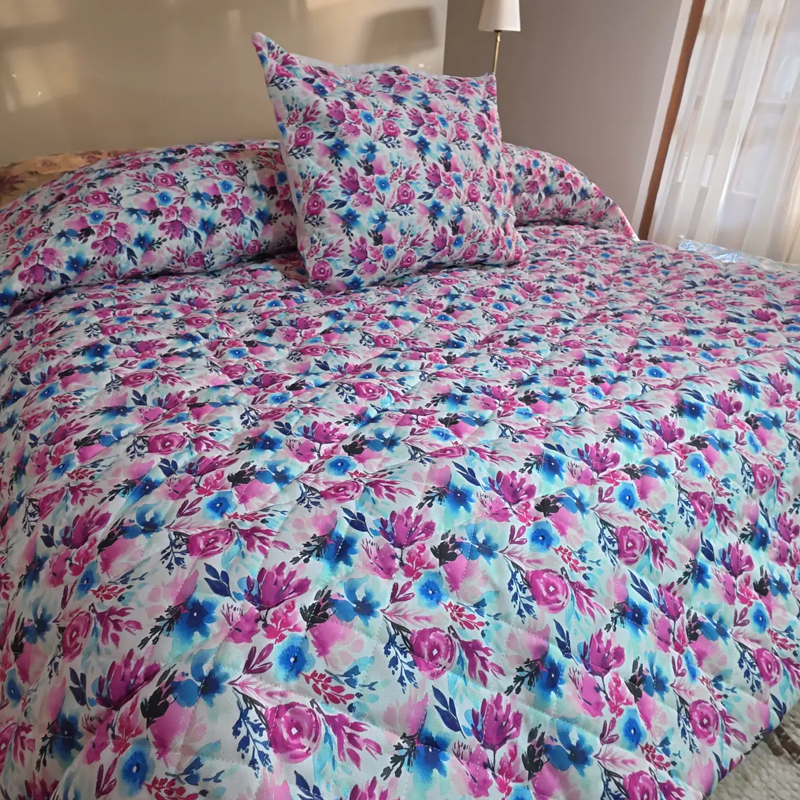 Plumón Flores Lana de Oveja Premium 1.5 Plazas  1