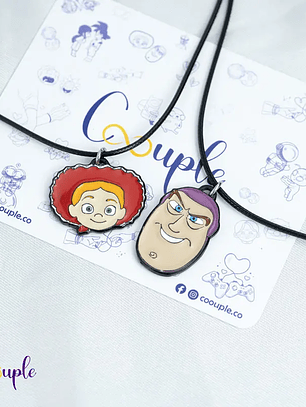 Collares Buzz y Jessie para parejas y amigos