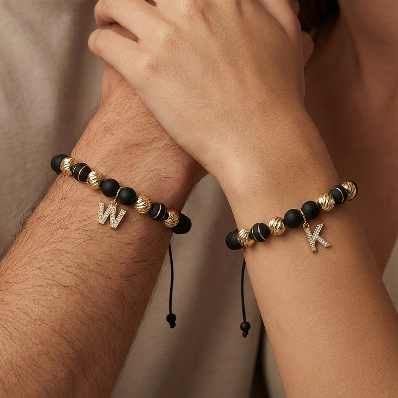 Pulseras de neopreno para parejas con letras personalizables en circón  3