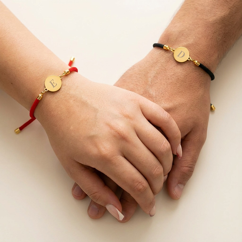 Pulseras parejas con grabado laser inicial o frase  1