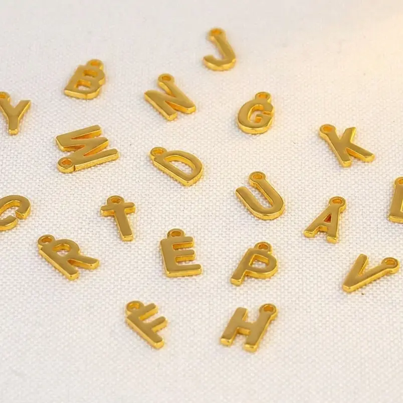 Dijes de letras iniciales en acero inoxidable  2