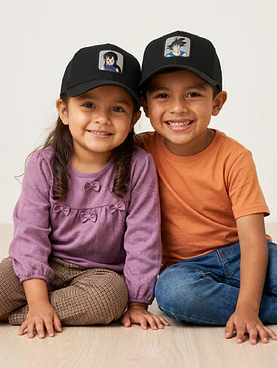 Gorras para Parejas de Goku y Milk