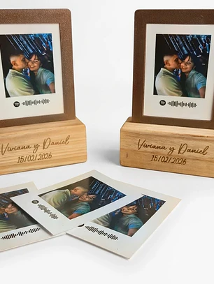 Portafotos personalizado con grabado láser