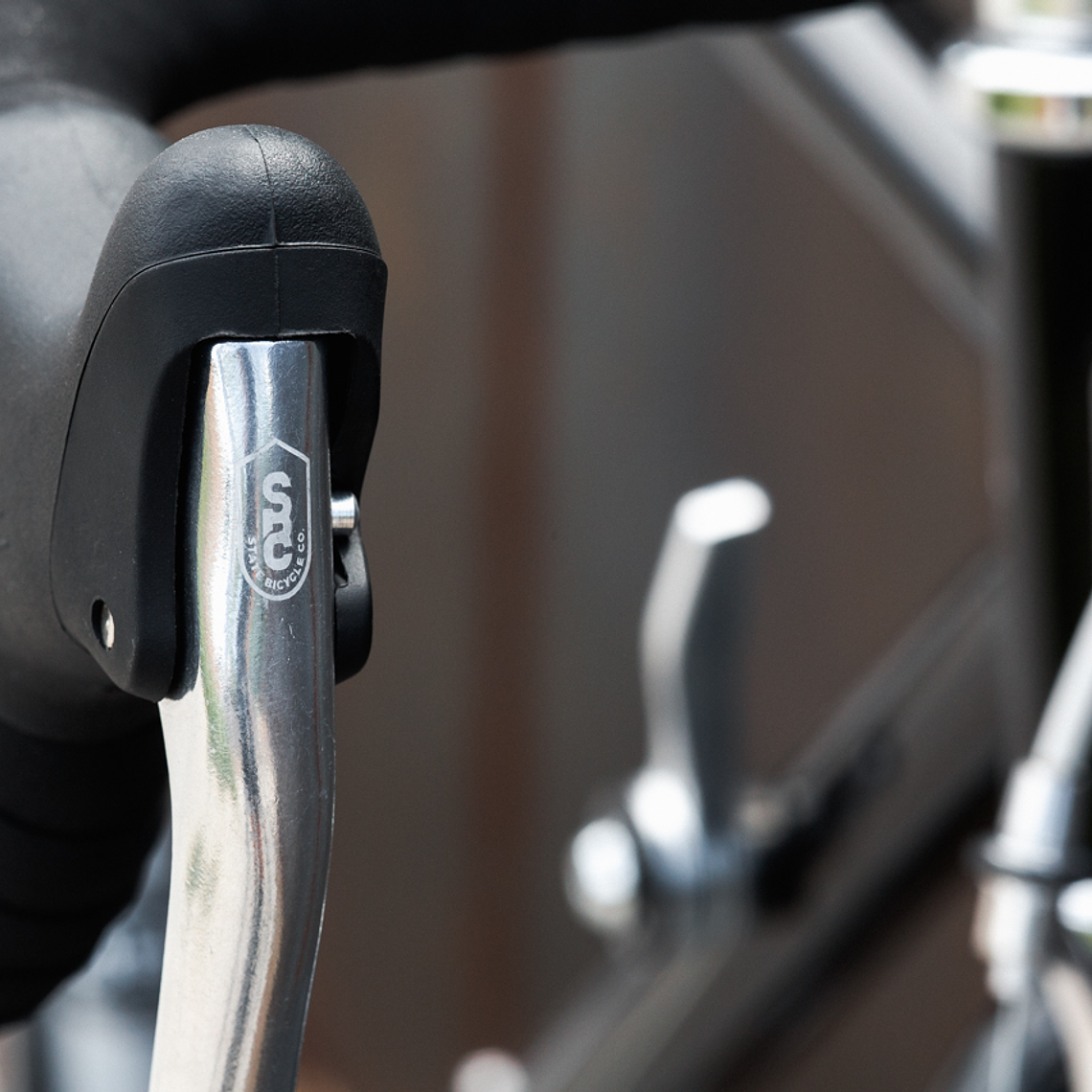 Bicicleta de ruta 4130 Road Black Metalic - 8 velocidades 7