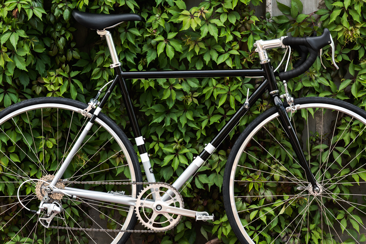 Bicicleta de ruta 4130 Road Black Metalic - 8 velocidades 9