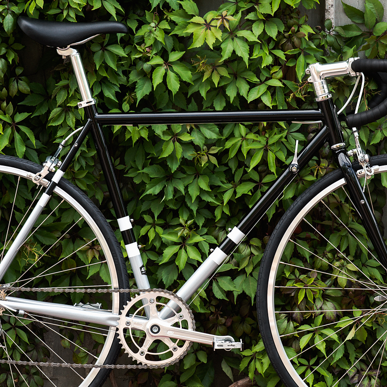 Bicicleta de ruta 4130 Road Black Metalic - 8 velocidades 9