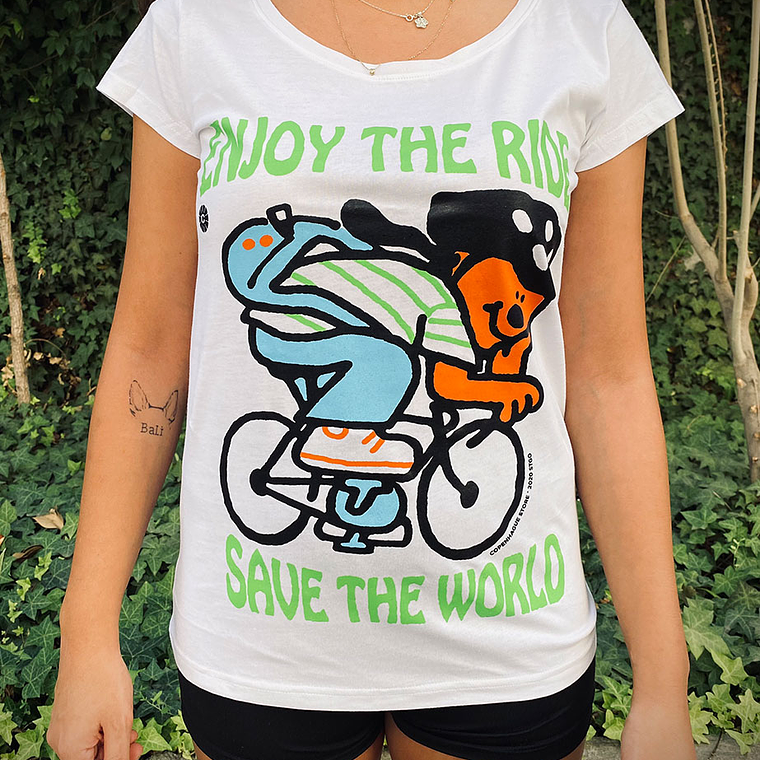 Polera urbana Enjoy the ride por Álvaro Ardiles - Blanca 3