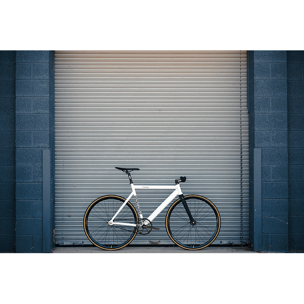 Bicicleta fixie 6061 Black Label Pearl White - 1 velocidad 11