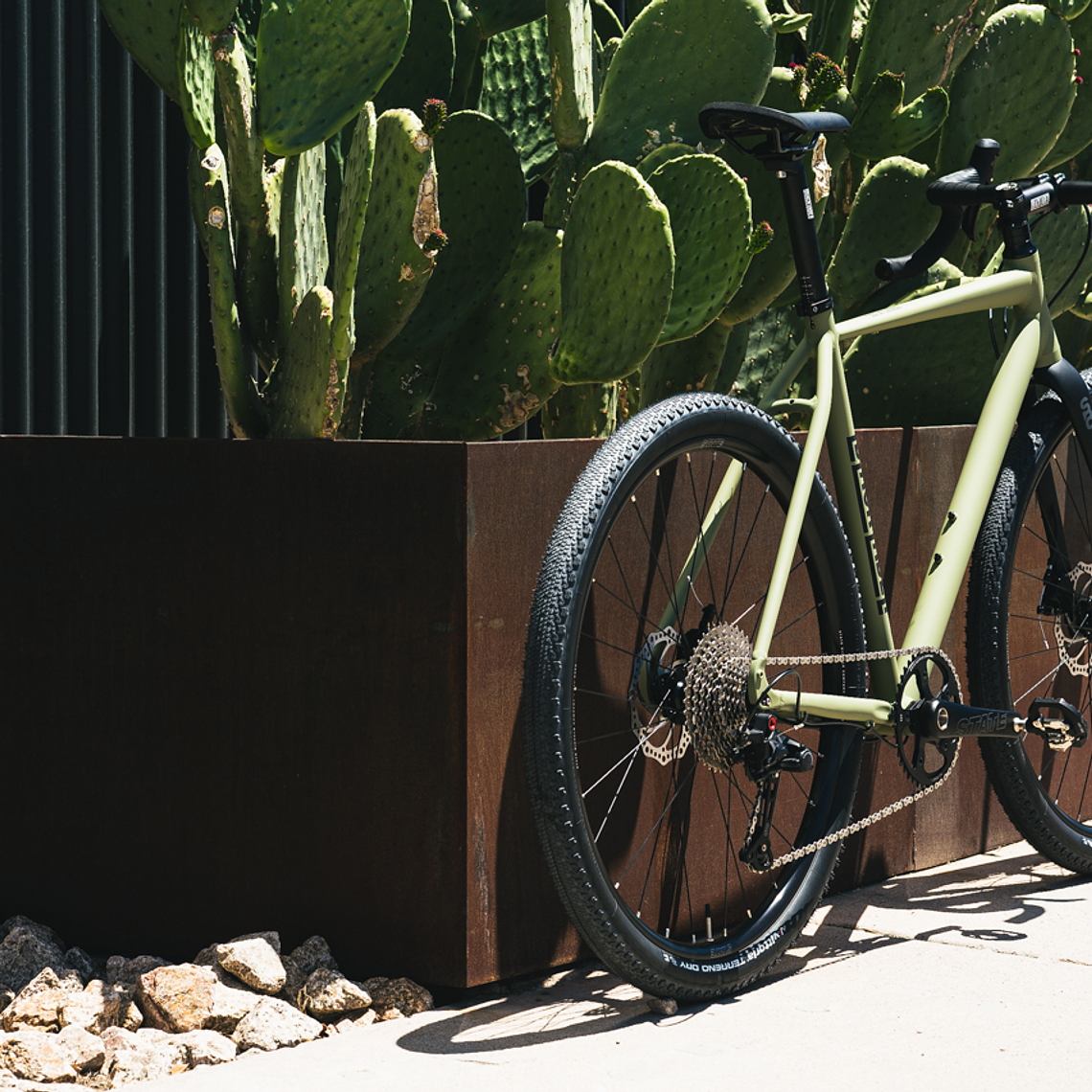 Bicicleta gravel 6061 All Road Matte Olive - 11 velocidades 21