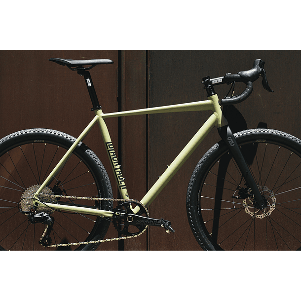 Bicicleta gravel  6061 All Road Matte Olive - 11 velocidades 24