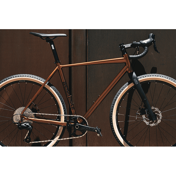 Bicicleta gravel 6061 All Road Copper - 11 velocidades 20