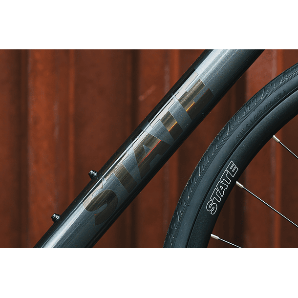 Bicicleta Endurance Undefeated Graphite- 11 velocidades 17