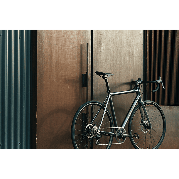 Bicicleta Endurance Undefeated Graphite - 11 velocidades 30