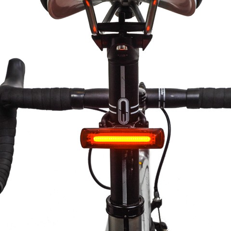 Luz trasera Bontracker Cyborg - 135lm 3