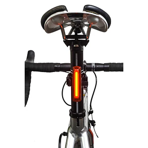 Luz trasera Bontracker Cyborg - 135lm