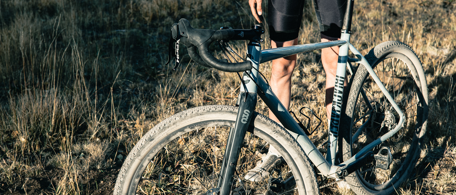 Los factores clave a considerar al elegir una bicicleta gravel