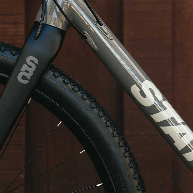 Bicicleta gravel 6061 All Road Granite Grey - 11 velocidades 11