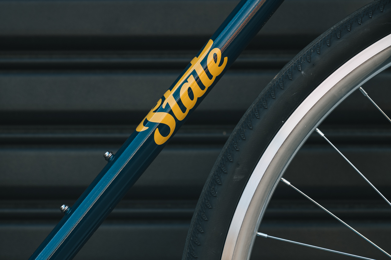 Bicicleta tracklocross 4130 Chromoly Navy Gold - Fijo y libre- Drop Bar 11