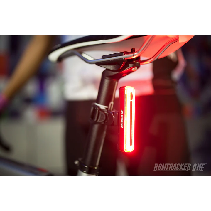 Luz trasera BonTracker Cyborg - 235lm  1