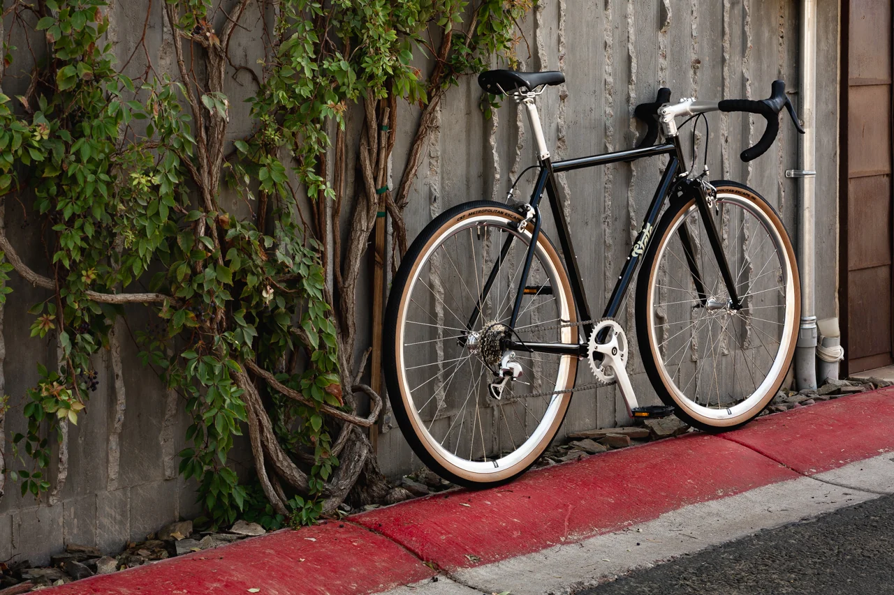 4130 Road v2, Black & Tan- 8 velocidades 9