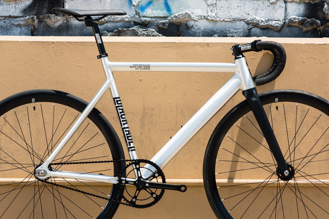 Bicicleta fixie 6061 Black Label Raw - 1 velocidad 8