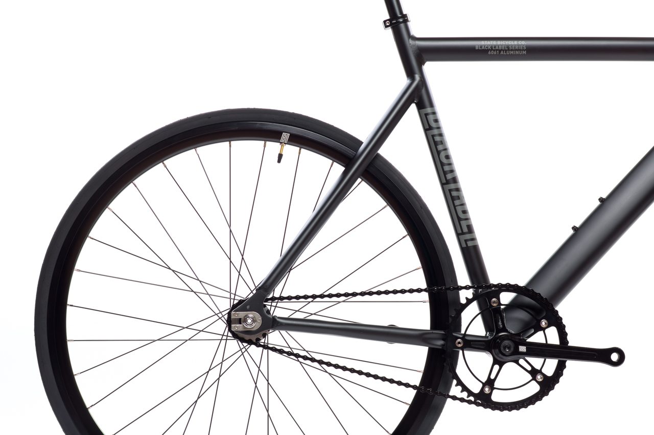 Bicicleta fixie 6061 Black Label Matte Black - 1 velocidad 6
