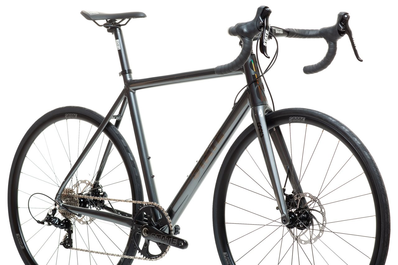 Bicicleta Endurance Undefeated Graphite - 11 velocidades 3