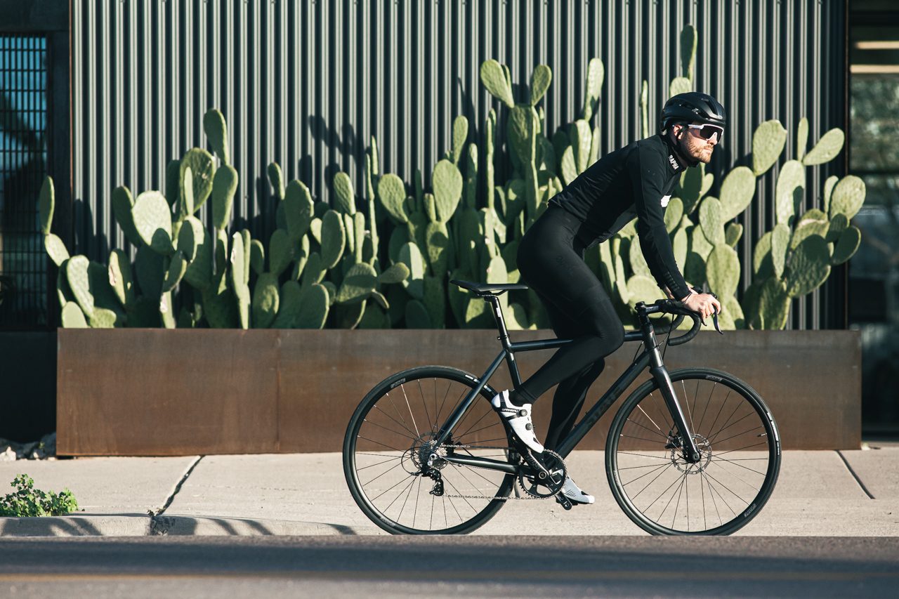 Bicicleta Endurance Undefeated Graphite - 11 velocidades 10